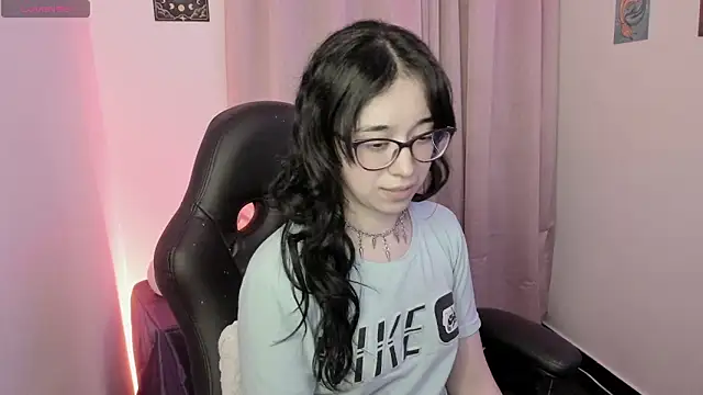 indra cam online show from April 18, 4:59 am