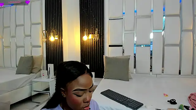 Snapshot of mia_schwarz chatting on October 1, 9:18 pm mia schwarz online show from October 1, 9:18 pm