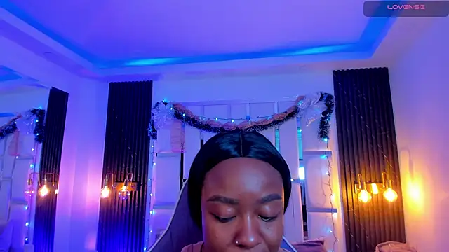 mia schwarz online show from December 15, 10:04 pm