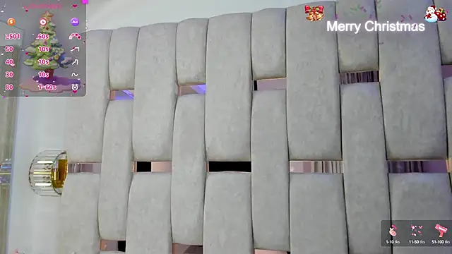 Snapshot of mia_schwarz chatting on December 11, 9:34 pm mia schwarz online show from December 11, 9:34 pm