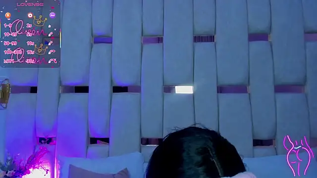 mia schwarz online show from February 20, 8:44 pm