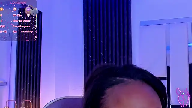 mia schwarz online show from November 17, 8:46 pm