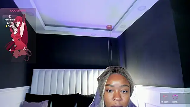 mia schwarz online show from April 7, 11:45 am