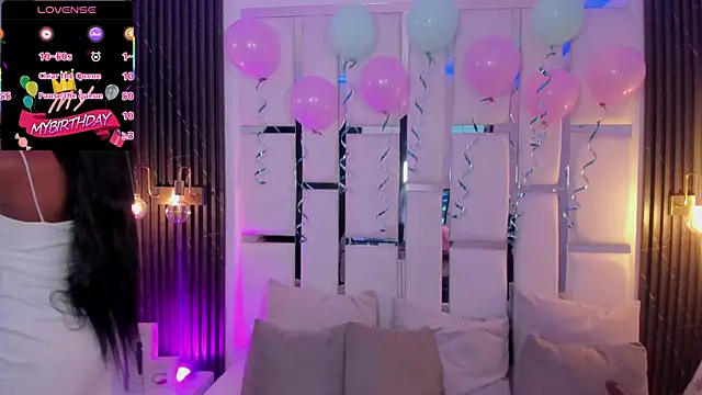 mia schwarz online show from November 29, 2:39 pm