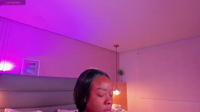 mia schwarz online show from February 26, 12:16 pm