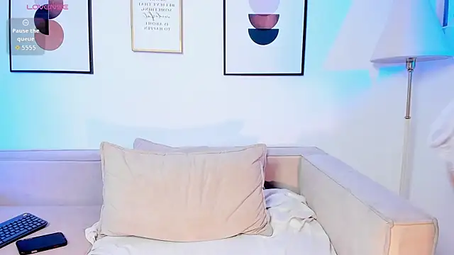 Snapshot of Keisha_west chatting on November 19, 6:57 am Keisha west online show from November 19, 6:57 am