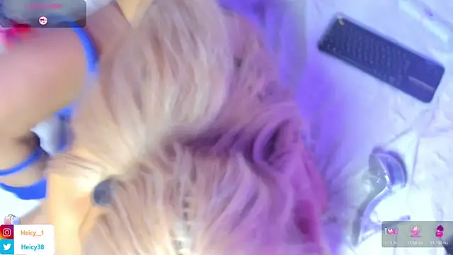 Heicy  online show from March 24, 8:31 pm