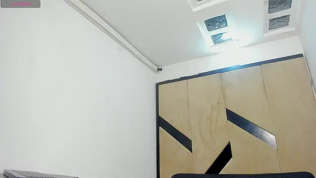 danielclarton1 online show from March 12, 11:54 am