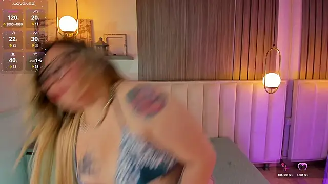 Kharla Marin online show from November 27, 9:26 pm