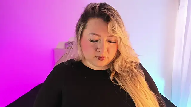 Kharla Marin online show from April 8, 10:44 pm