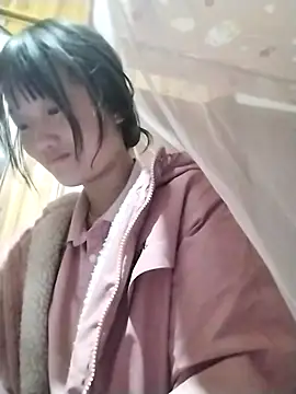 Snapshot of lytamye chatting on March 13, 10:05 am lytamye online show from March 13, 10:05 am