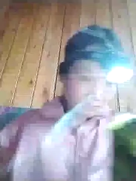 Snapshot of lytamye chatting on December 14, 1:49 am lytamye online show from December 14, 1:49 am