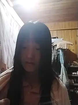 Snapshot of lytamye chatting on March 21, 11:12 am lytamye online show from March 21, 11:12 am