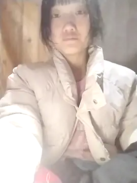 Snapshot of lytamye chatting on February 25, 12:27 pm lytamye online show from February 25, 12:27 pm