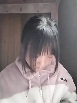 Snapshot of lytamye chatting on March 17, 2:08 am lytamye online show from March 17, 2:08 am