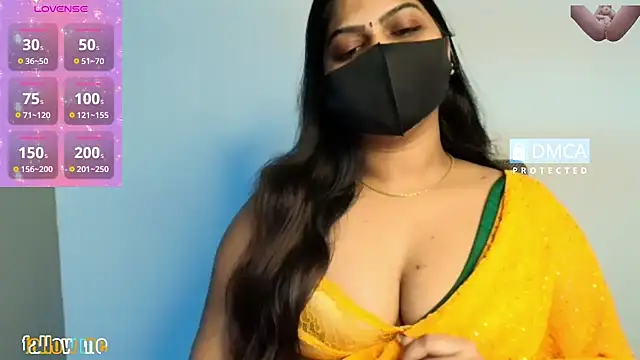 Snapshot of sameeksha_9 chatting on December 1, 12:17 pm sameeksha 9 online show from December 1, 12:17 pm