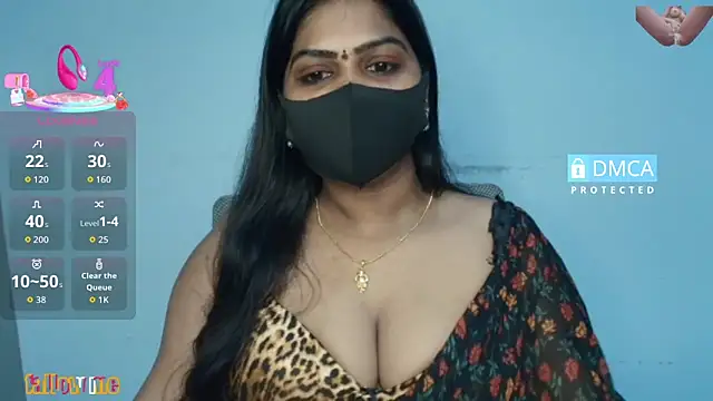 Snapshot of sameeksha_9 chatting on May 17, 7:47 pm sameeksha 9 online show from May 17, 7:47 pm