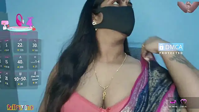 Snapshot of sameeksha_9 chatting on May 16, 5:17 am sameeksha 9 online show from May 16, 5:17 am