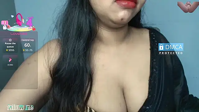 Snapshot of sameeksha_9 chatting on May 6, 11:03 am sameeksha 9 online show from May 6, 11:03 am