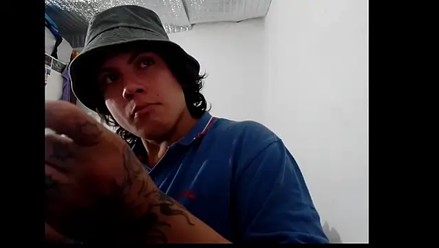 Xtrem3HARDxxx online show from November 10, 5:56 am