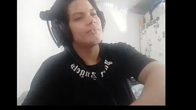 Xtrem3HARDxxx online show from November 22, 5:28 am