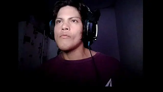 Xtrem3HARDxxx online show from November 13, 4:38 am