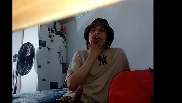 Xtrem3HARDxxx online show from November 25, 4:24 am