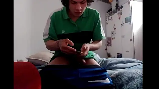 Snapshot of Xtrem3HARDxxx chatting on September 27, 2:01 pm Xtrem3HARDxxx online show from September 27, 2:01 pm