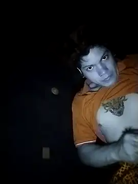 Snapshot of Xtrem3HARDxxx chatting on January 13, 8:26 am Xtrem3HARDxxx online show from January 13, 8:26 am
