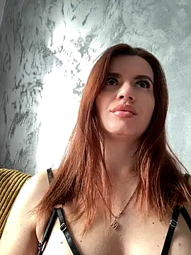 Snapshot of MayaMR chatting on September 25, 7:14 am MayaMR online show from September 25, 7:14 am