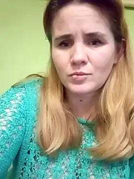 Snapshot of SannyMILF chatting on December 12, 1:28 pm SannyMILF online show from December 12, 1:28 pm