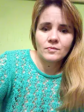 Snapshot of SannyMILF chatting on December 5, 3:23 pm SannyMILF online show from December 5, 3:23 pm