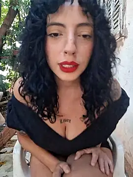 Snapshot of Sweet-diamondxxx chatting on October 27, 9:16 pm Sweet-diamondxxx online show from October 27, 9:16 pm