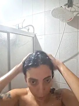 Snapshot of Sweet-diamondxxx chatting on October 29, 12:26 pm Sweet-diamondxxx online show from October 29, 12:26 pm