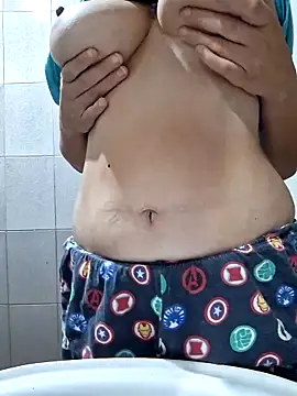 Snapshot of Sweet-diamondxxx chatting on October 19, 11:57 am Sweet-diamondxxx online show from October 19, 11:57 am