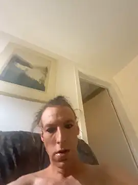 kikiwonderbar online show from November 12, 12:15 am