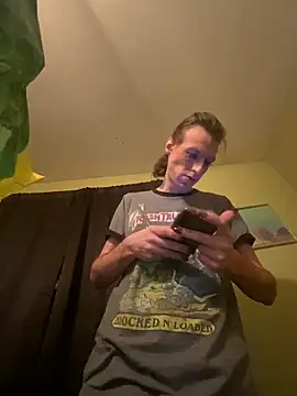 kikiwonderbar online show from February 3, 10:59 pm