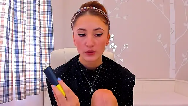 AniaGray online show from January 31, 10:20 am