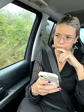 Snapshot of EmyLana chatting on October 23, 8:24 am EmyLana online show from October 23, 8:24 am