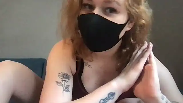 Snapshot of DirtyAlexIs chatting on January 4, 8:49 am DirtyAlexIs online show from January 4, 8:49 am