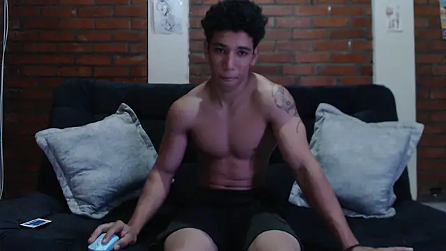 ethan noir online show from December 6, 3:02 am