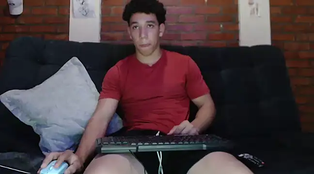 ethan noir online show from December 24, 7:17 am