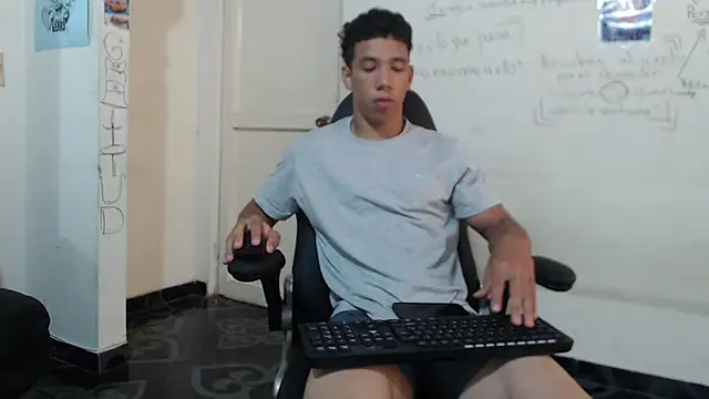 ethan noir online show from February 2, 2:38 pm