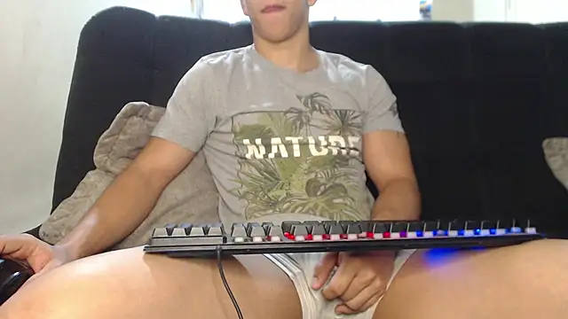 ethan noir online show from November 26, 10:37 am