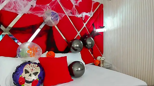 SusanCouper online show from October 30, 10:39 pm