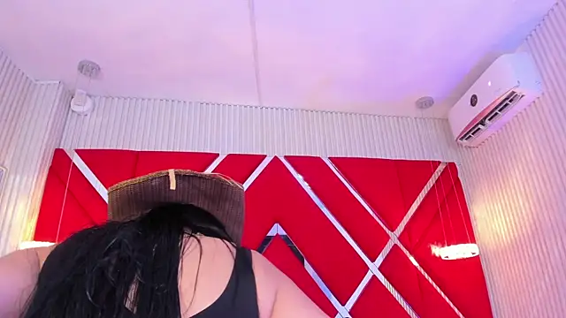 SusanCouper online show from March 19, 10:43 pm