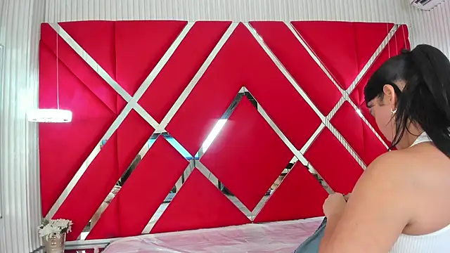 SusanCouper online show from February 21, 10:34 pm