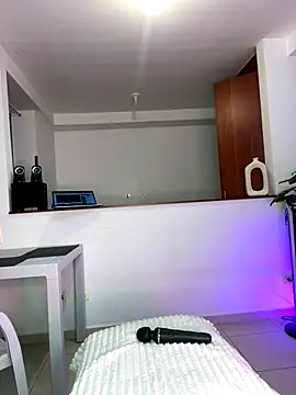 alisson 81 online show from November 23, 11:59 pm