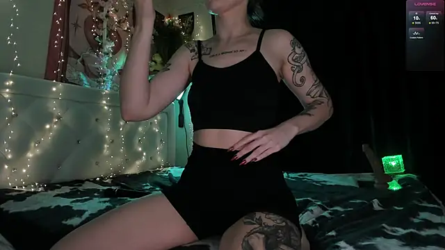 Snapshot of Natural_pussy chatting on September 25, 7:20 pm Natural pussy online show from September 25, 7:20 pm
