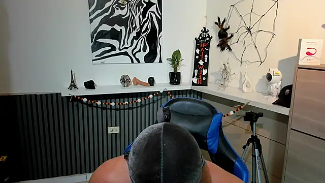 Daemon21 online show from October 21, 2:55 am